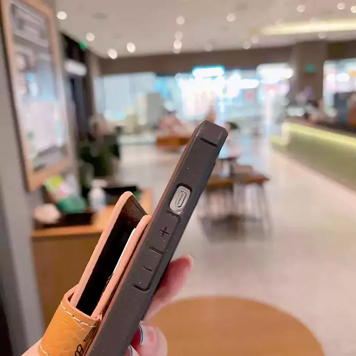 ブランド スマホケース アイフォーン17promax 