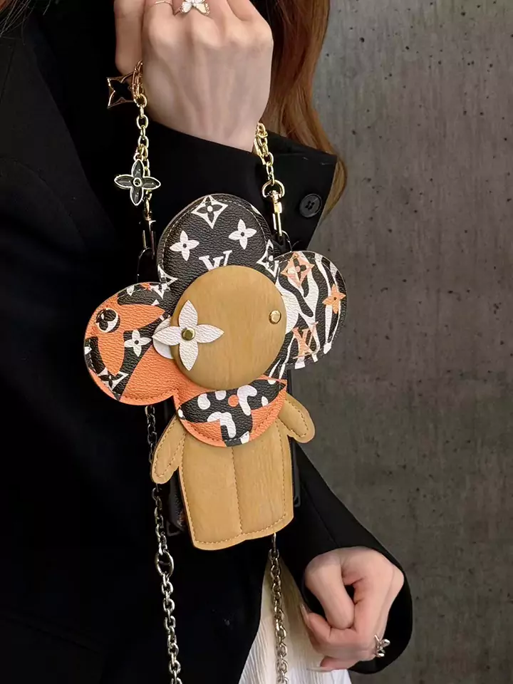 アイフォン 15 ルイビトン風 ケース