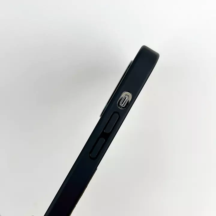 ハイブランド 携帯ケース アイフォーン 14プロ nike風 