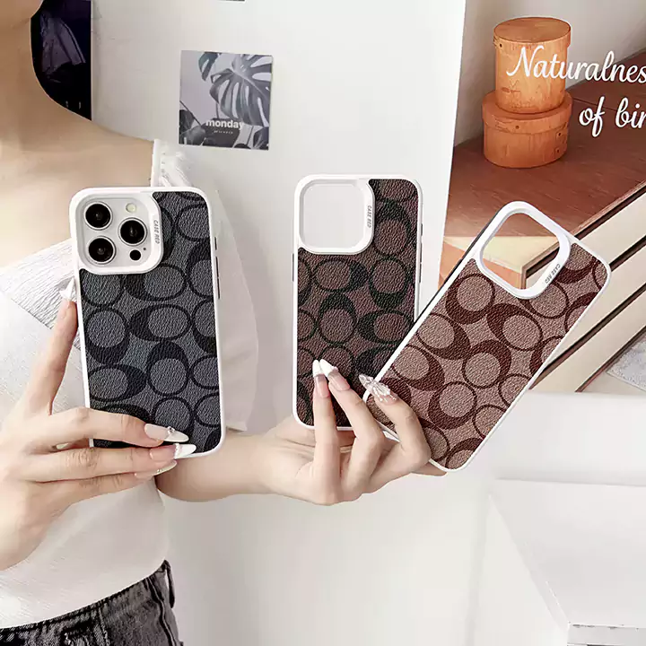 アイフォン17plus coach カバー 