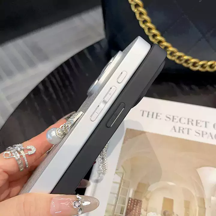 miumiu アイホン17pro 