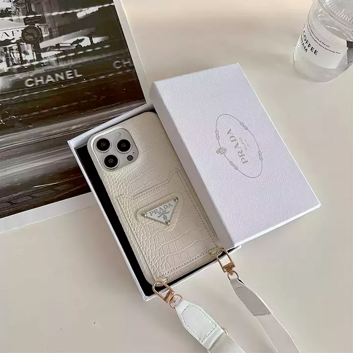 iphone17 プラダ風 スマホケース