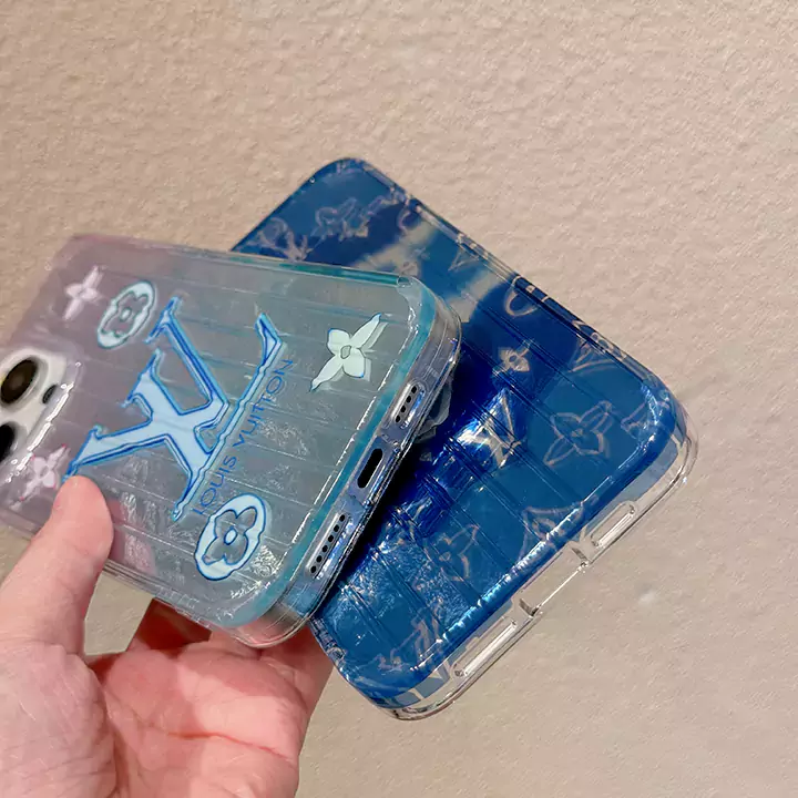 ブランド ケース アイフォン15 pro 