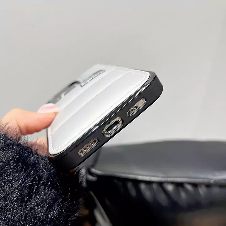 ハイブランド ケース アイフォーン17 supreme風 