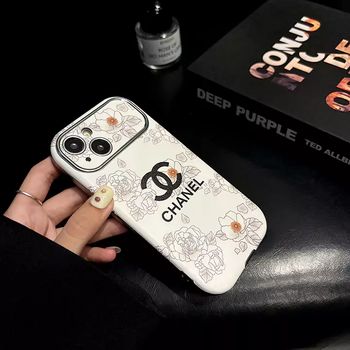 アイフォン17pro シャネル風 カバー 