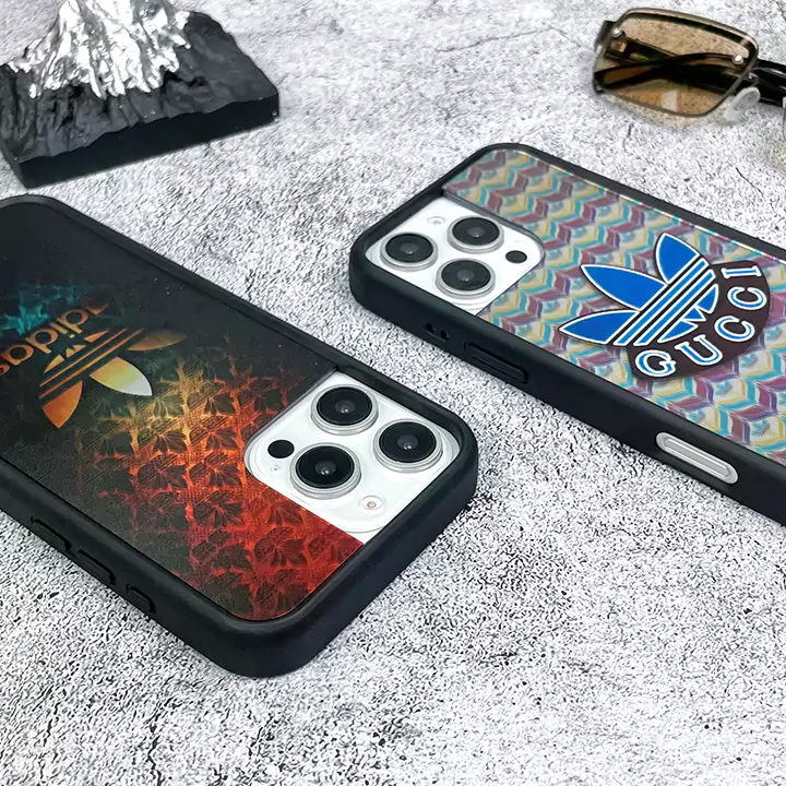 adidas アイホン17pro 