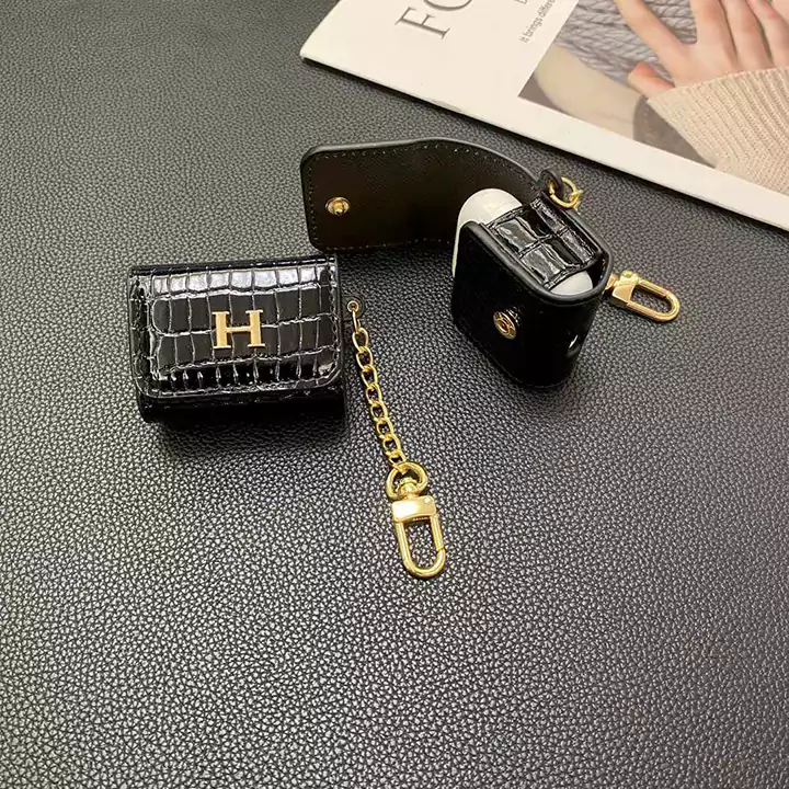 エルメス hermes カバー アイフォン17プロ