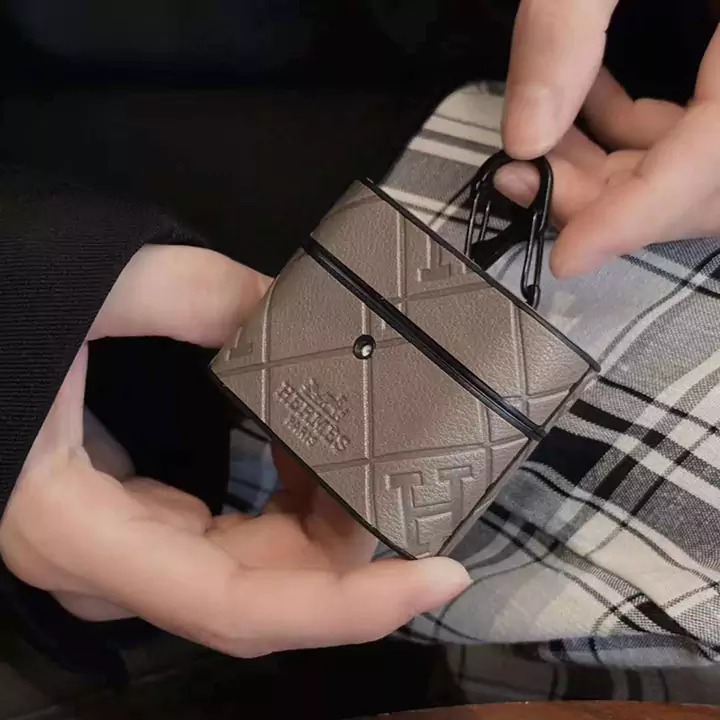 hermes エルメス iphone17pro max ケース 