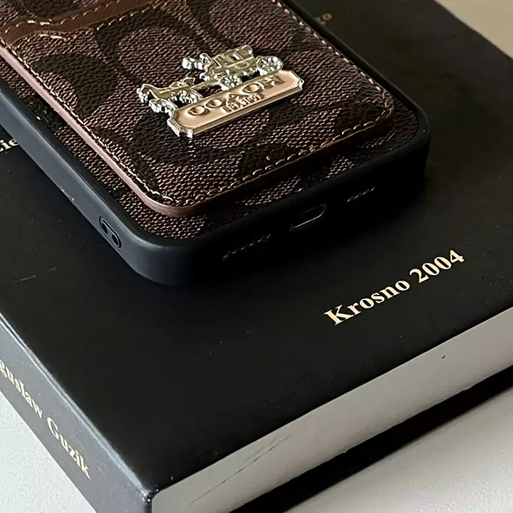 ハイブランド スマホケース iphone17 coach 