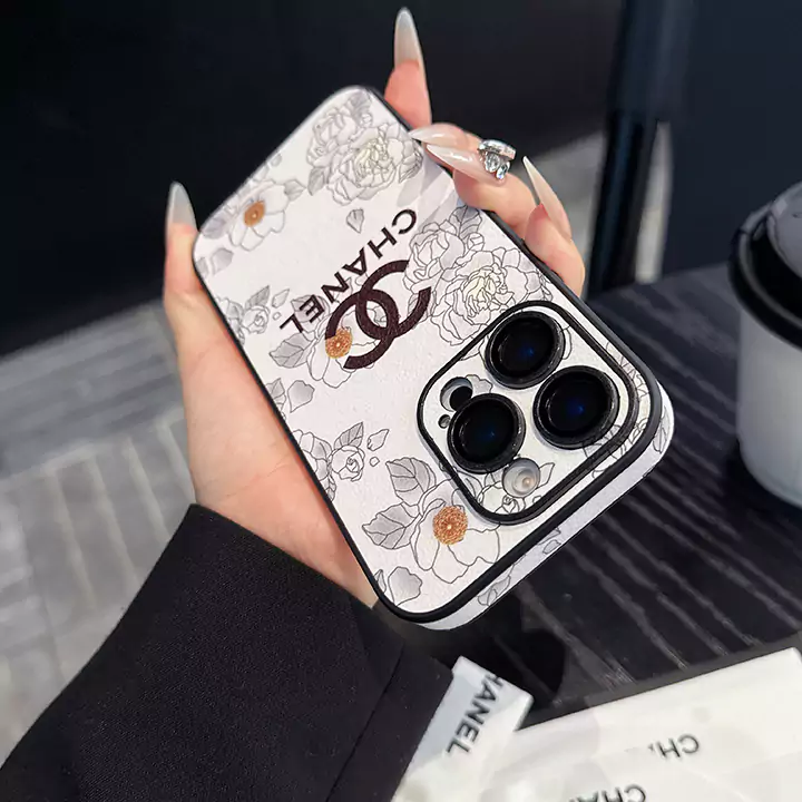 ブランド カバー アイフォン17plus chanel シャネル 