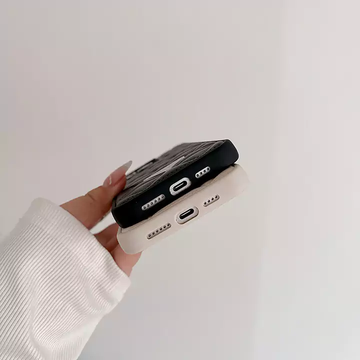 ブランド prada アイフォン17pro カバー 