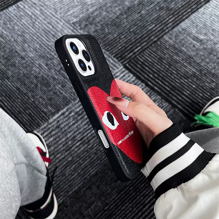 ブランド スマホケース iphone16 Pro comme des garçons コムデギャルソン 