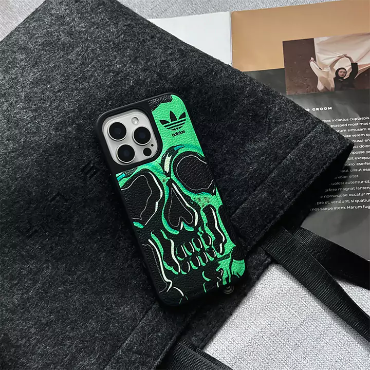 アイホン17 adidas スマホケース 