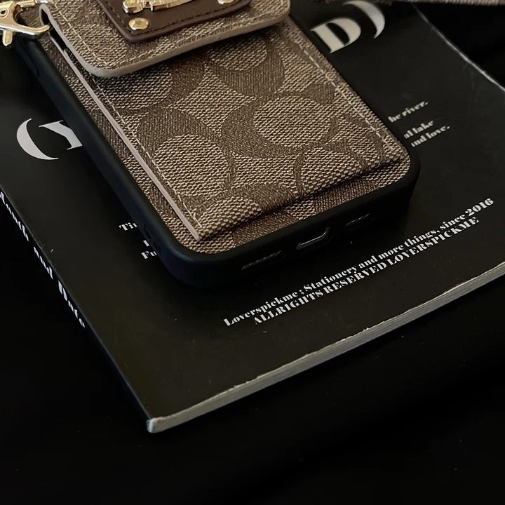 ハイブランド coach風 iphone17プロ カバー 