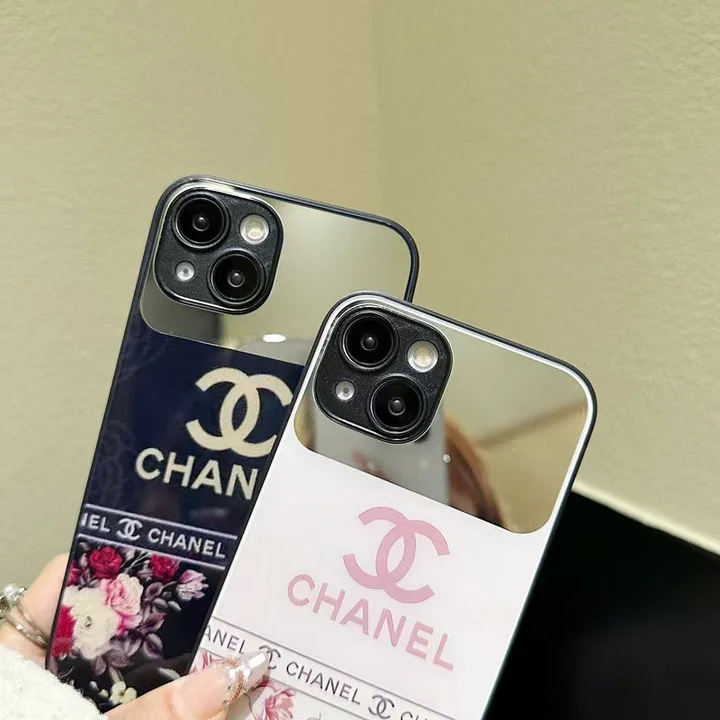 ハイブランド カバー アイフォーン16 chanel風 