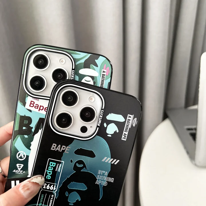 bape ア・ベイシング・エイプ カバー アイフォーン17 