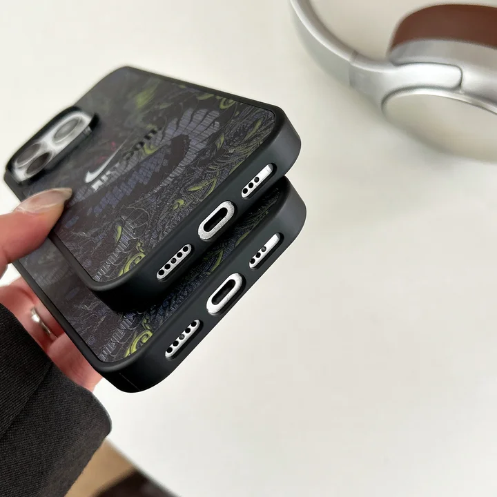 ブランド カバー アイフォン14pro nike 