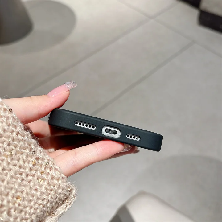ブランド 携帯ケース iphone17プロmax adidas 