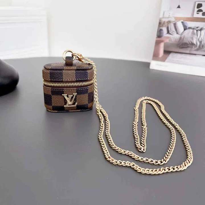 アイフォンiphone17 vuitton風 カバー 