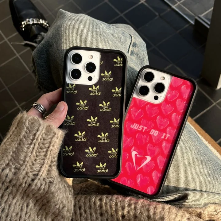 ハイブランド アイフォーン 15 plus スマホケース 