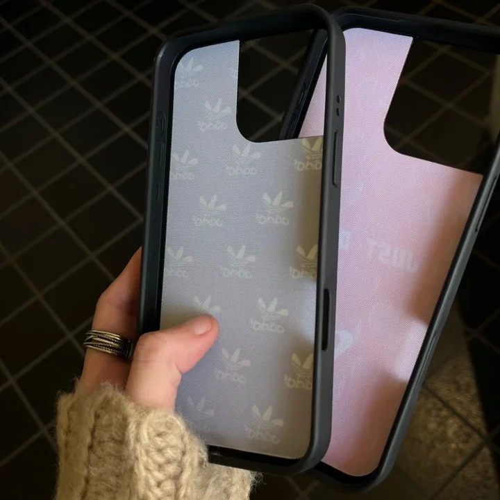 ハイブランド アディダス adidas iphone17プロ スマホケース 