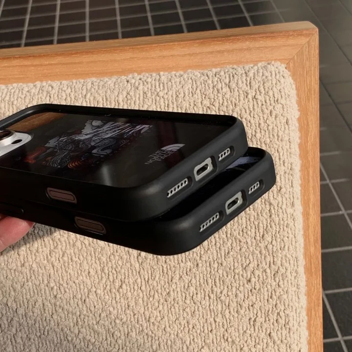 ハイブランド アイフォン16 Plus スマホケース 