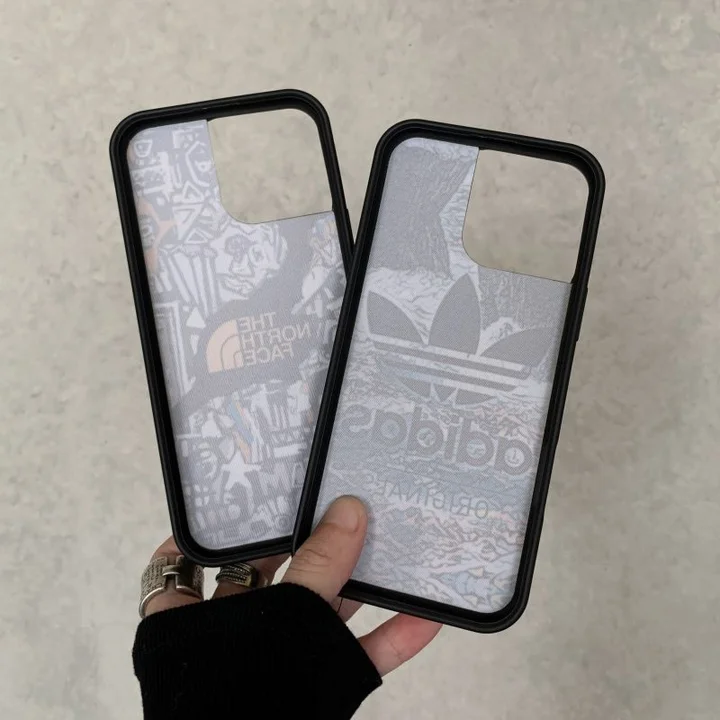 ブランド アディダス adidas アイホン17pro max スマホケース 