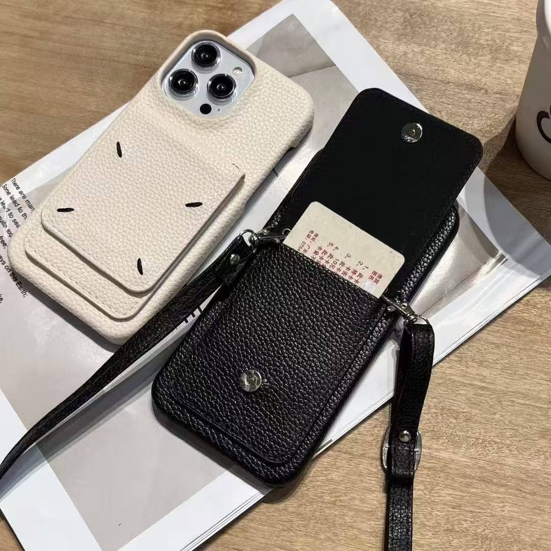 アイフォン 15 plus メゾン マルジェラ ケース 