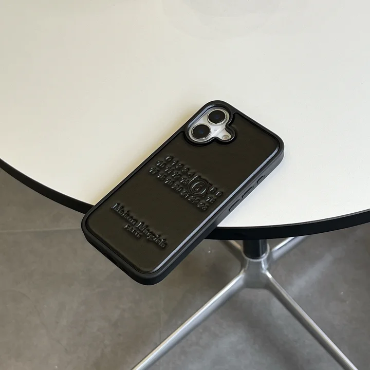 ハイブランド アイフォーン17 スマホケース 