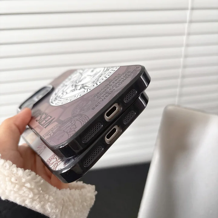 ブランド ヴェルサーチ風 アイホン17pro スマホケース 