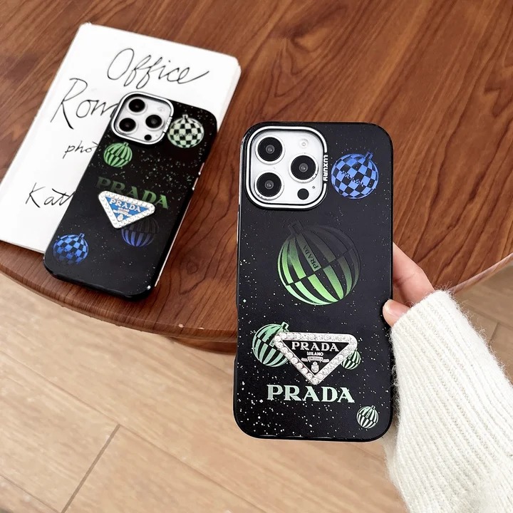 プラダ prada  ケース アイフォーン16 Pro 