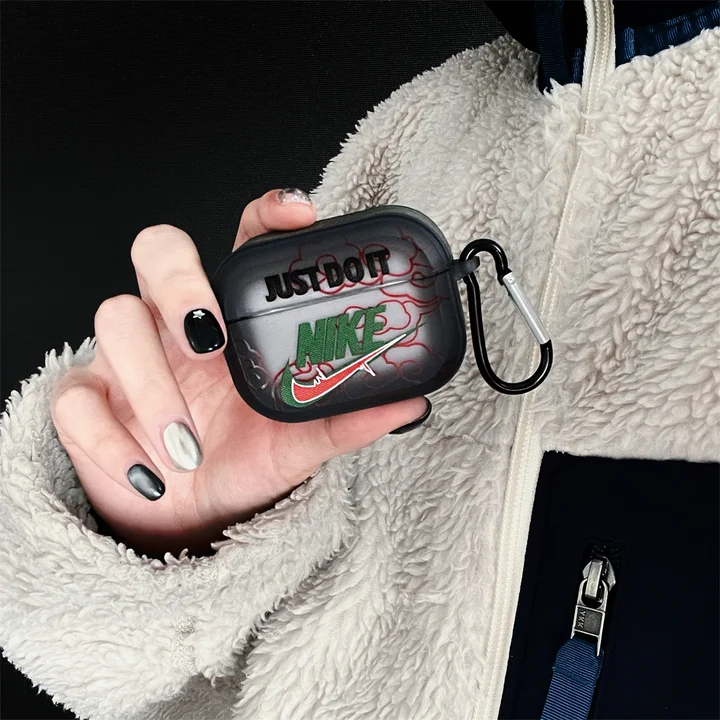 adidas アディダス アイホン17プロ max カバー 