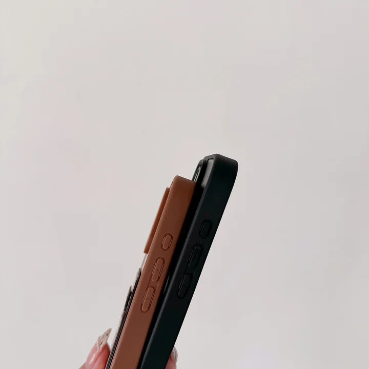 ブランド 携帯ケース アイフォーン17pro  