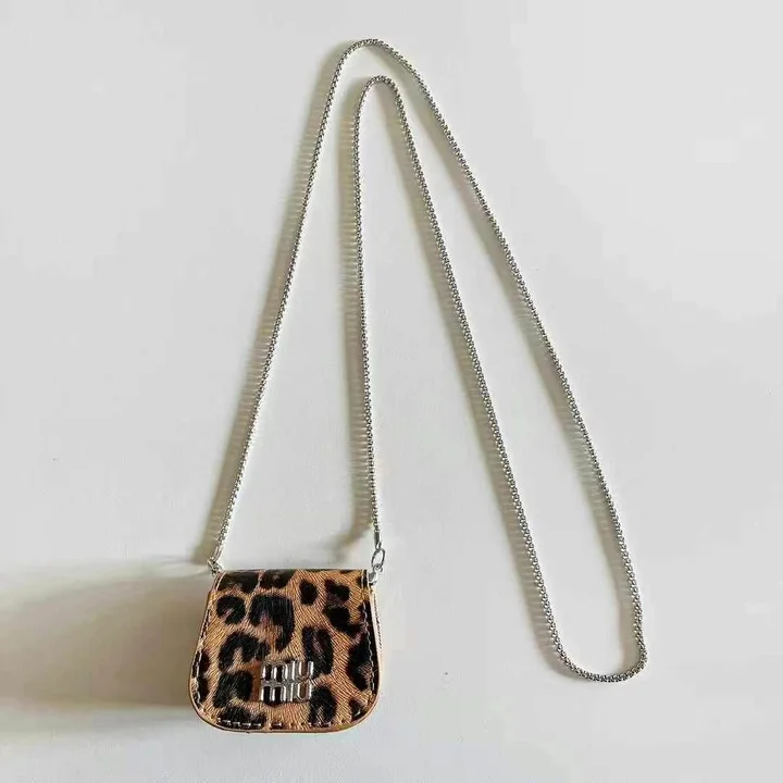 ハイブランド ケース アイフォン17 