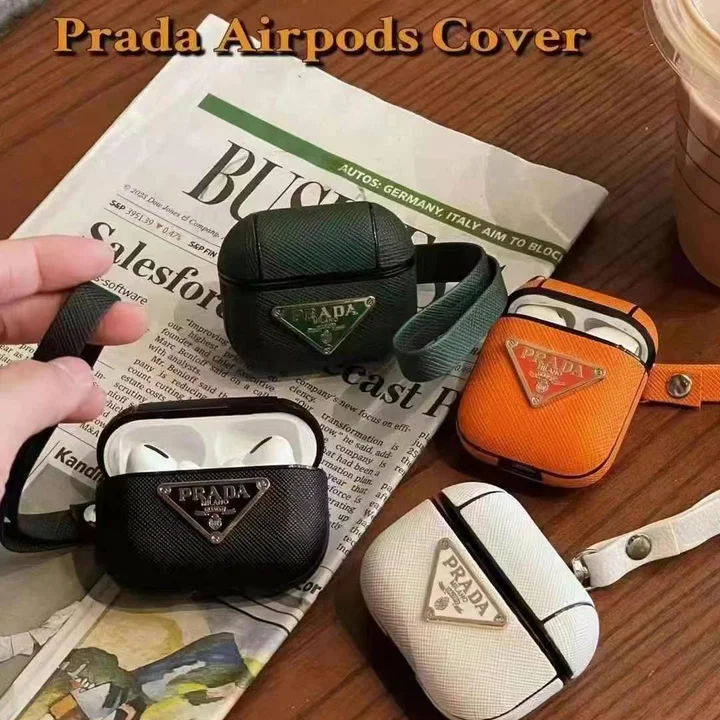 アイフォーン17pro 収納ケース プラダ prada  