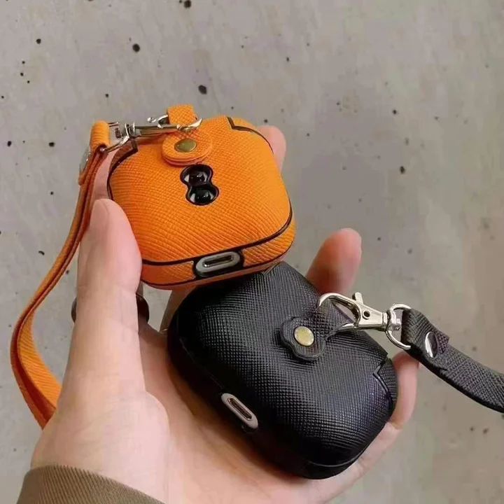 iphoneiphone17プラス プラダ風 収納ケース 