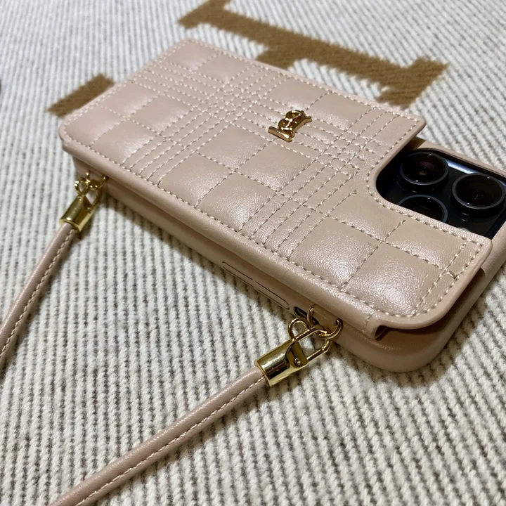 アイホン17 burberry ケース 