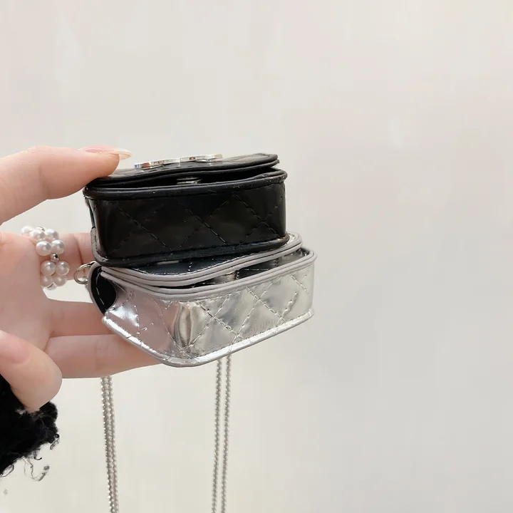 ハイブランド 収納ケース アイフォン17pro max chanel シャネル 