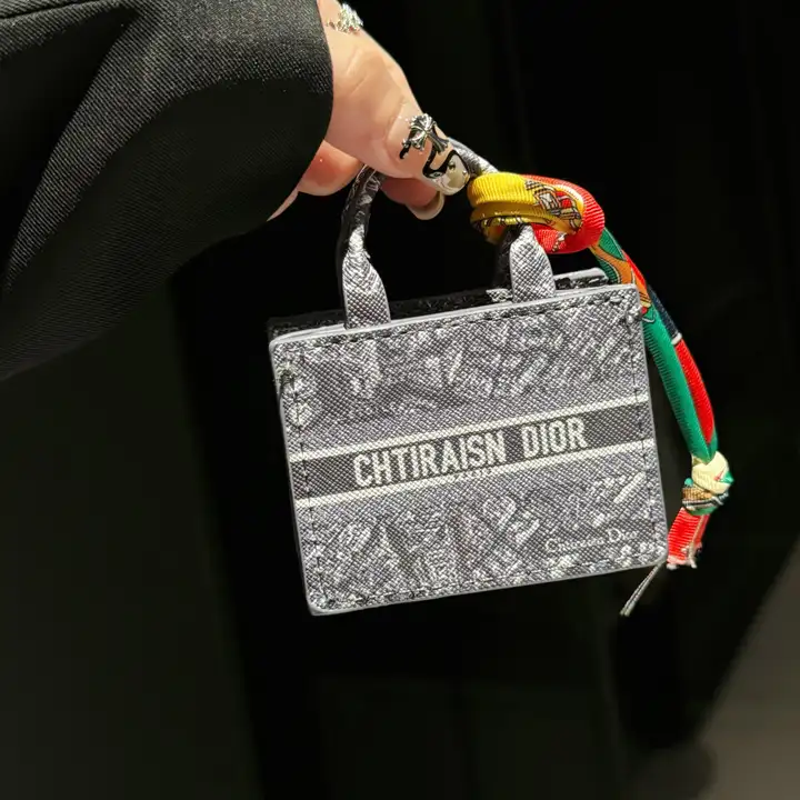 ディオール風 iphone17プロ max 