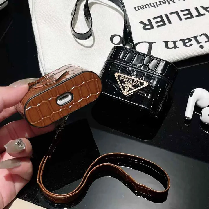 プラダ アイホン17プロ 