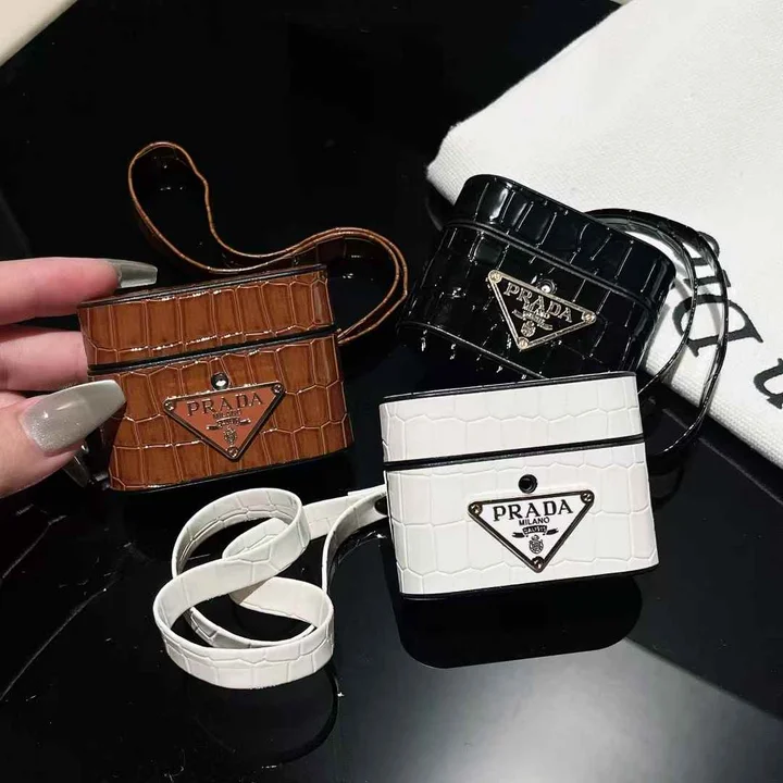 アイホン17pro 収納ケース prada プラダ 