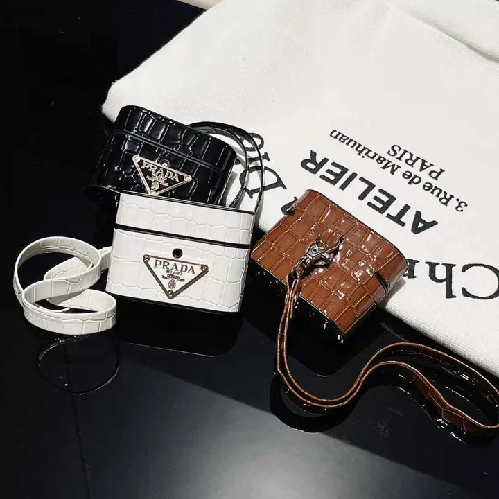 iphone17 prada カバー 