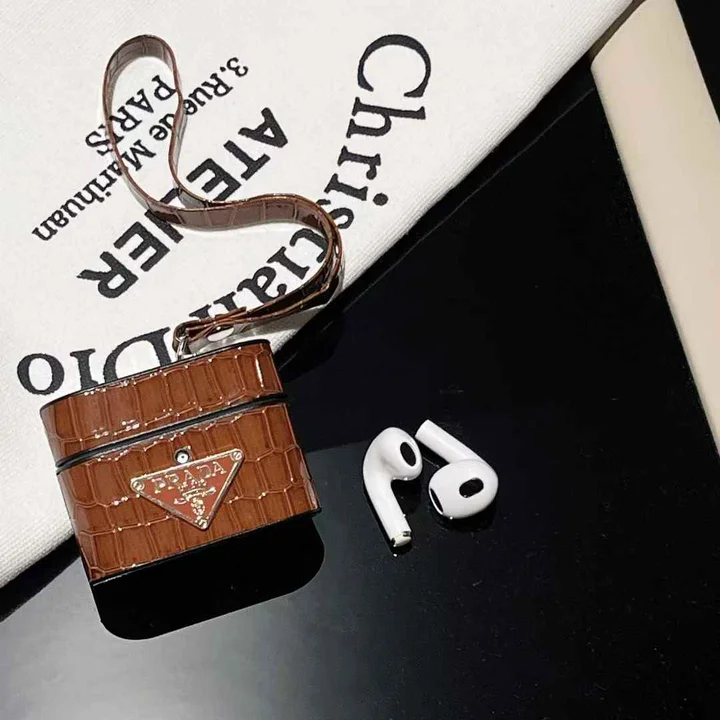 プラダ風 アイフォーンiphone17 収納ケース 