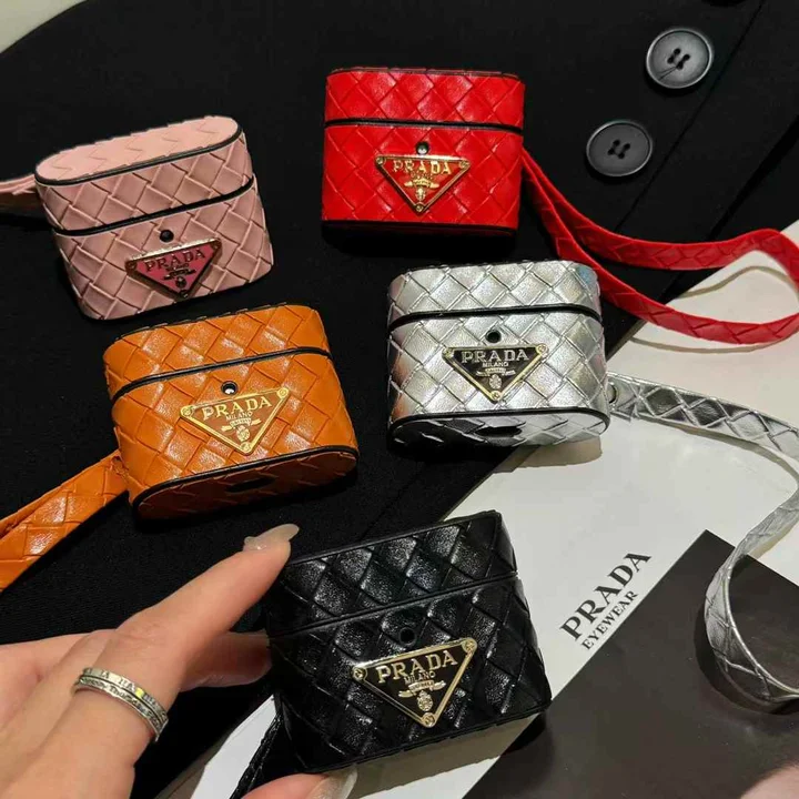 アイフォーン17plus ケース プラダ 