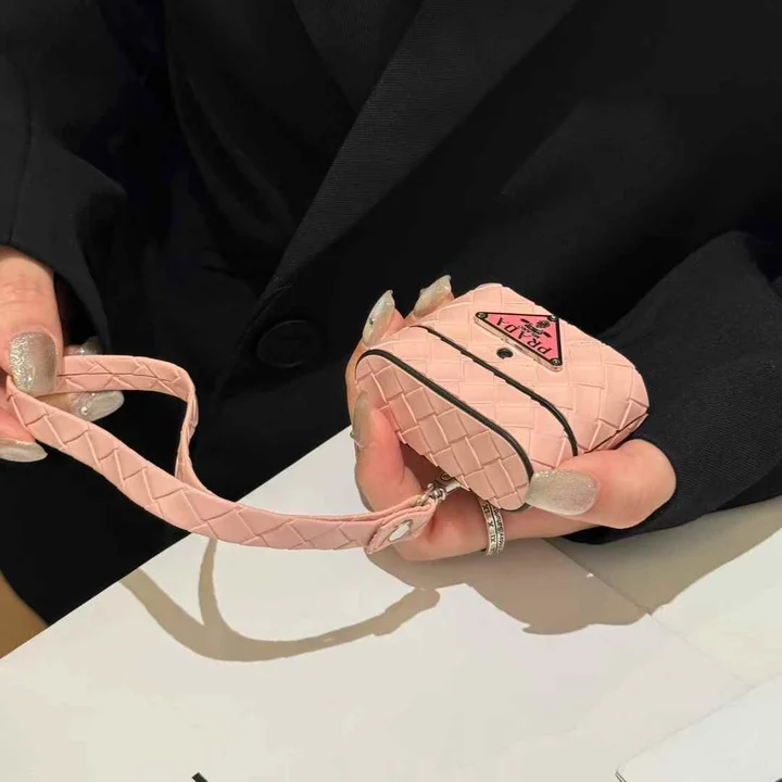 ブランド 収納ケース アイフォン17 prada プラダ 