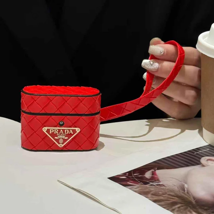 prada風 アイフォン17 