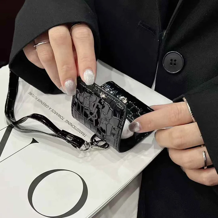 ハイブランド 収納ケース iphone17 ysl イヴサンローラン 