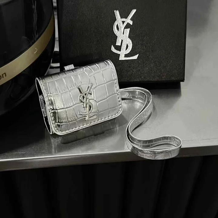 ハイブランド イヴサンローラン ysl アイフォンiphone17プロmax ケース 