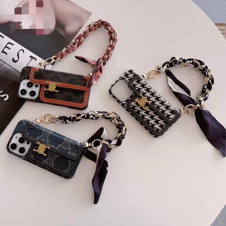 アイフォーン17pro スマホケース celine 