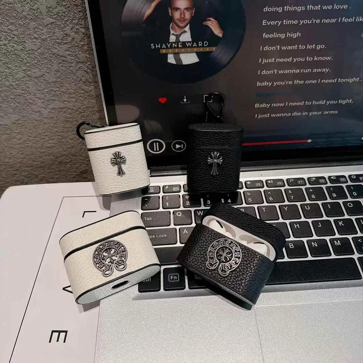 アイホン17プロ 収納ケース クロームハーツ chrome hearts 